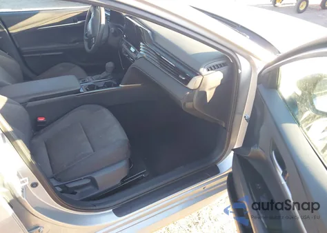 2025 Toyota Camry Le z USA, uszkodzony, nr VIN 4T1DAACK7SU504215